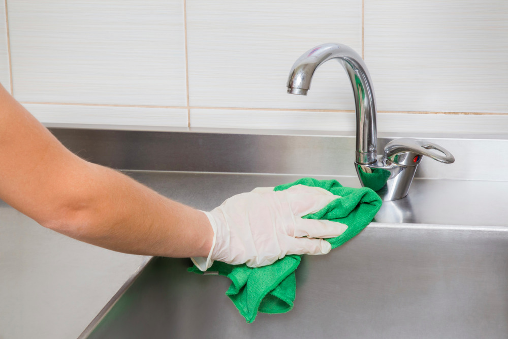 Why Your Food Business Needs Pro Cleaners